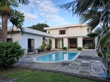 4 Bedroom Villa
