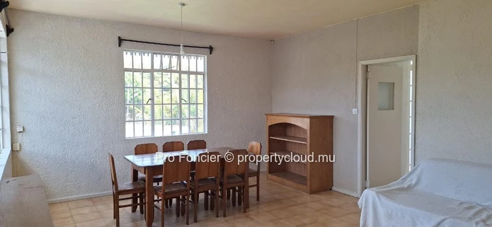Maison à vendre à Vacoas - Idéale pour 2 familles