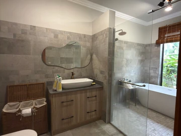 4 Bedroom Villa