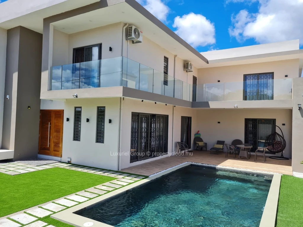 4 Bed Houses for Rent in Grand Baie LXGP258690