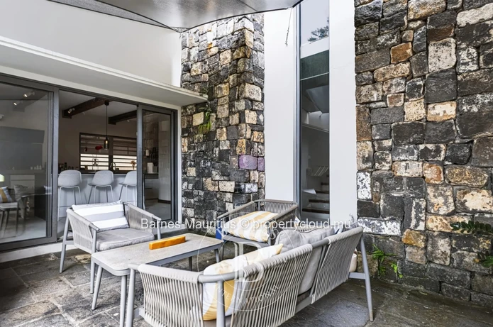 FLORÉAL – Elegant Family Home with Garden - 5 bedrooms