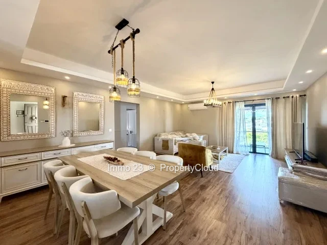 Apartments - 3 bedrooms - Trianon
