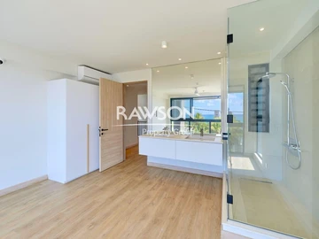 4 Bedroom Townhouse, Duplex
