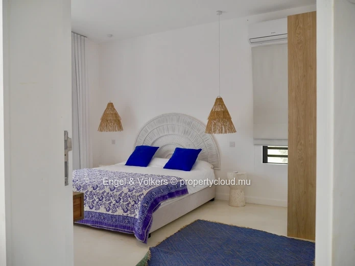 Stunning 3-Bedroom Stand-Alone Villa with Ocean Views in a Smart City