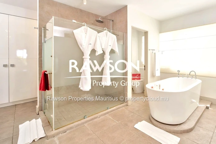 Penthouse 4 Chambres Pieds Dans L'eau, Cap Malheureux