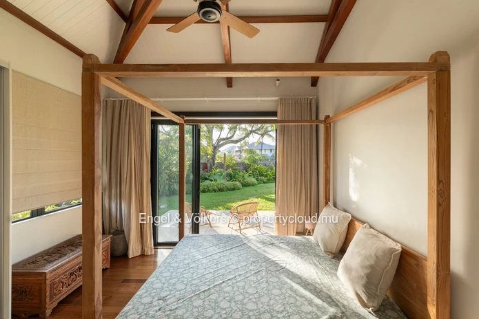 Fully Furnished 5-Bedroom Villa with Pool & Large Garden on Mauritius' East Coast