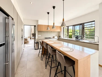 4 Bedroom House