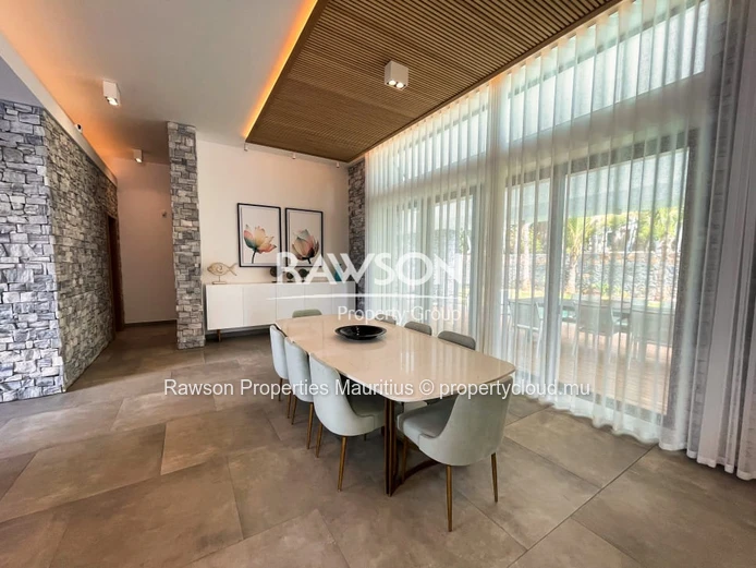 4 Bedroom Luxury Villa | Pool & Garden | Péreybère | Accessible To Foreigners | €