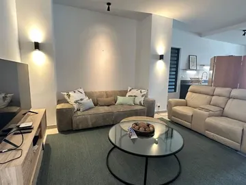 4 Bedroom Apartment