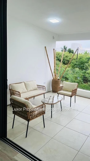 À Louer | Spacieux Appartement Sécurisé De 3 Chambres À Albion