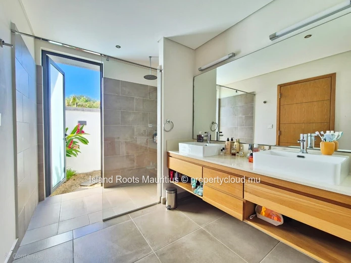 Dream Villa in sale at Le Domaine de Mahé