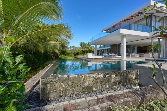 Villa d'exception 5 chambres avec piscine à Anahita, Beau Champ