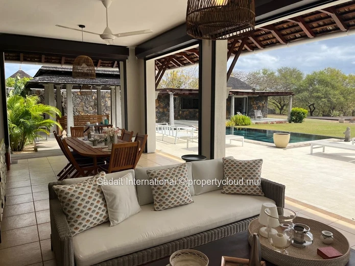 For Sale an Exceptional Villa at Tamarina Golf Resort in the West of Mauritius – Elegance and Tropical Art of Living