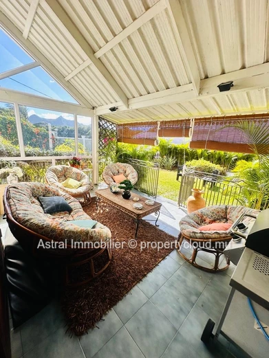For Sale – Prestigious House in Rose-Hill at Rs