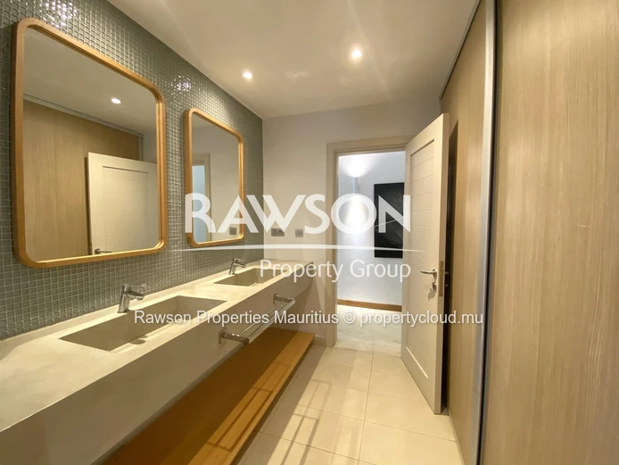 4 Bedroom Villa | Secure Residence | Mountain View | Piton