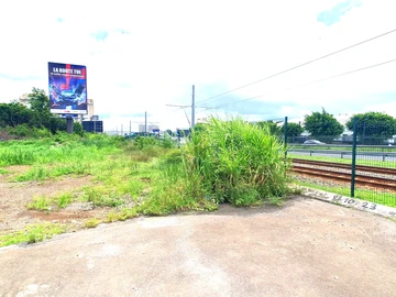 Terrain Commercial