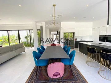4 Bedroom Villa