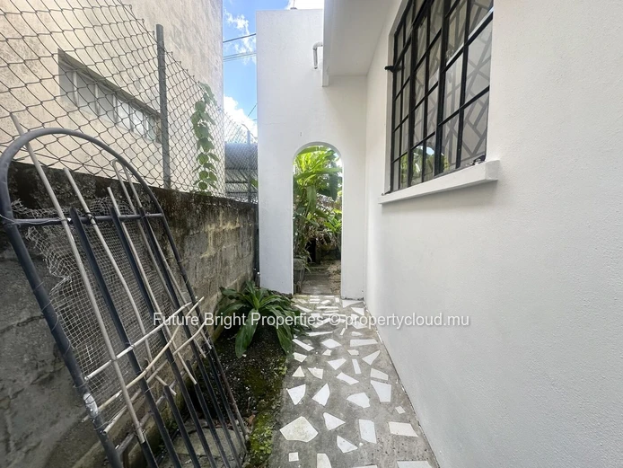 2-Bedroom House for Sale in Quatre Bornes