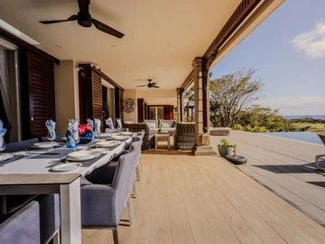 4 Bedroom Villa