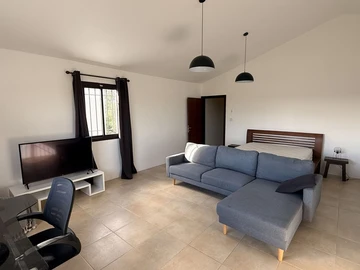 6 Bedroom Villa