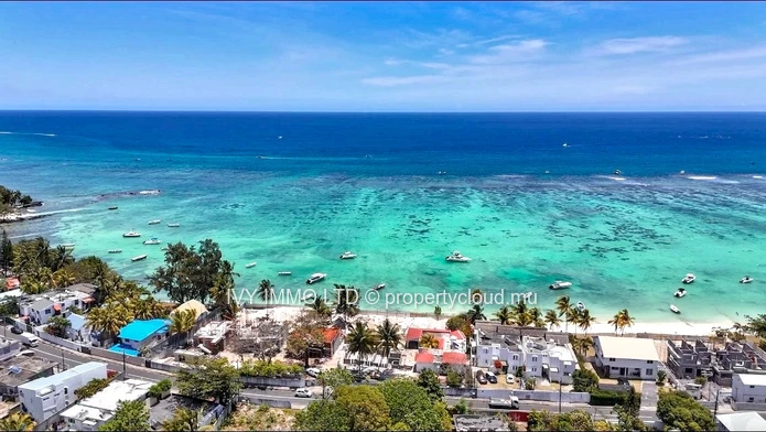 G+2 A vendre Localisé à #Trou Aux Biches Résidence et appartements nouveau & Penthouses