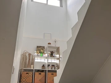 6 Bedroom Villa
