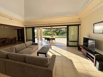 4 Bedroom Villa