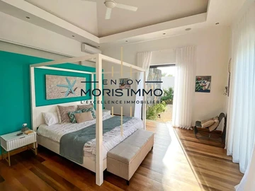 4 Bedroom Villa