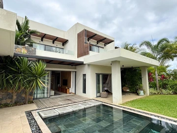 5 Bedroom Villa