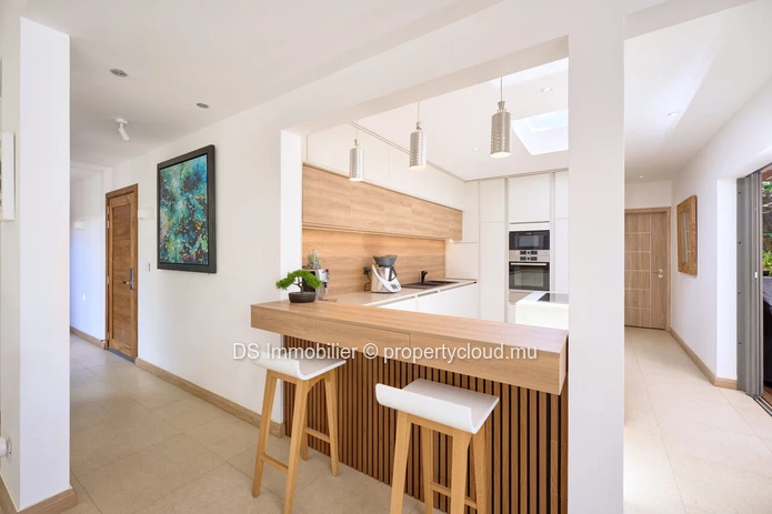 Villa Res De 4 Chambres Plain-Pieds À Vendre - Grand Baie - Nord - Accessible Aux Non Citoyens