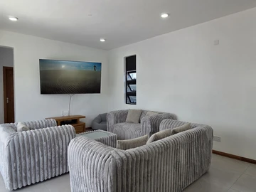 4 Bedroom Villa