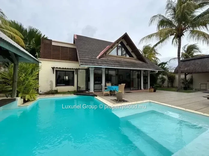 Villa moderne 3 chambres en suite avec piscine privée