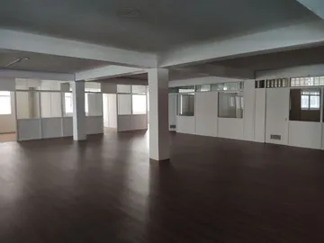 Offices from 60m² to 260m² Available in Port Louis