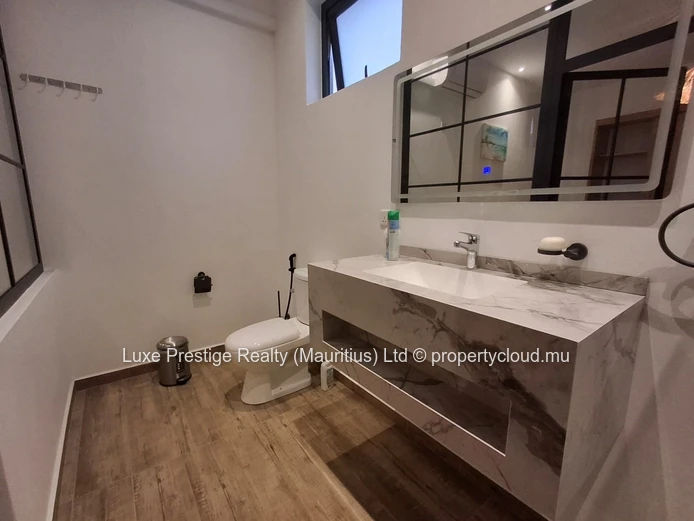 Modern 3-Bedroom All-Ensuite Apartment with Jacuzzi & Bathtub | Fully Air-Conditioned | North Mauritius