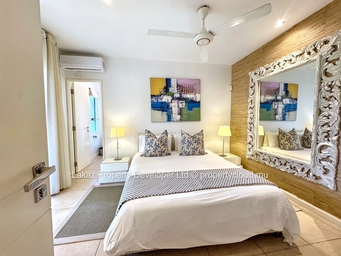 Spacious 4-Bedroom Beachfront Apartment in Pointe aux Biches!