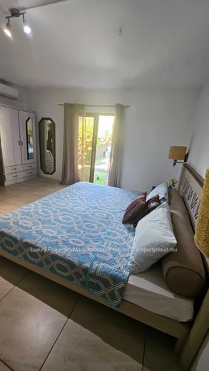 Villa La Gaulette 3 Bedrooms Mur13. 9Million