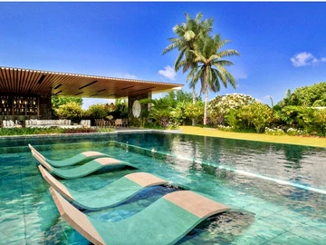 Splendid Unique Villa On The Montchoisy Golf Course Vefa