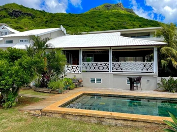 5 Bedroom Villa