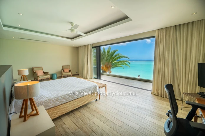 Péreybère – Exceptional Beachfront Luxury Villa with 4 En-Suite Bedrooms