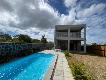 5 Bedroom Villa