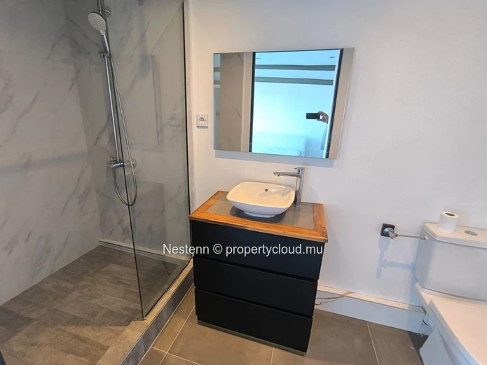 Penthouse 3 chambres avec acces roof top et vue 180 degres
