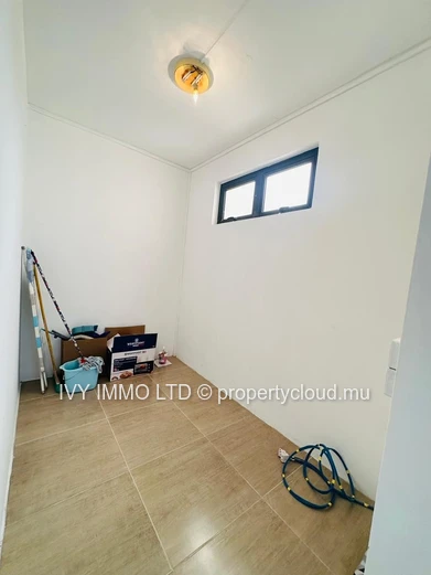 **Appartement Au Rez-De-Chaussée À Louer – Mont Choisy** 