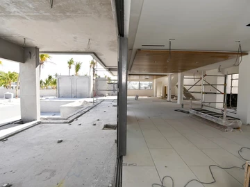 Exclusive beachfront villa for sale in a 5* resort in Poste de Flacq on the east coast of Mauritius