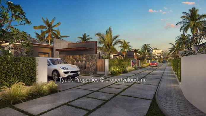 PDS Villa for Sale in Balaclava – Luxury Living by the Sea