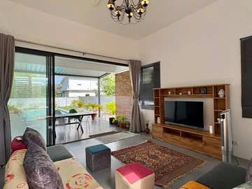 4 Bedroom Villa