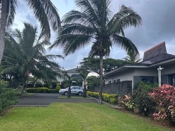 Res For Sale In Gated Seafront Complex