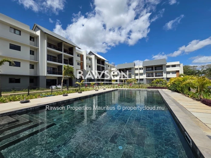 2 Bedroom Apartment | 2 Bathrooms | Pool | Shops | Medical Centre | Padel | School | Beau Plan
