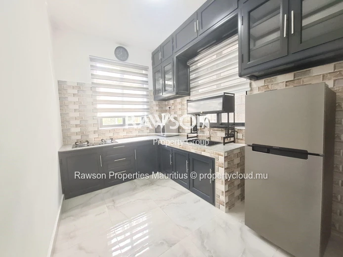 5-Bedroom Bungalow | Private Pool | Spacious & Charming | Pereybere 
