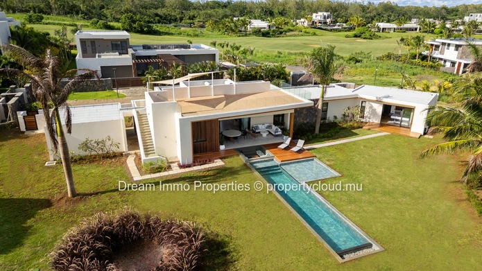 Elégante villa 3 chambres avec vue golf & montagne à Anahita – Ile Maurice