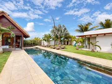 4 Bedroom Villa